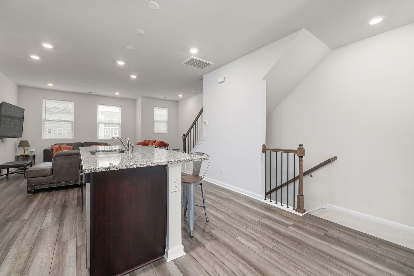 Raleigh House: 6322 Perry Creek Rd