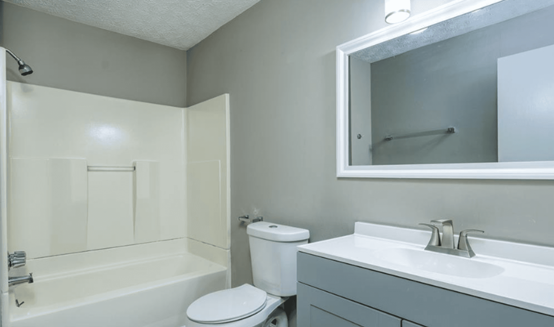 Atlanta House: 3028 Grand Ave