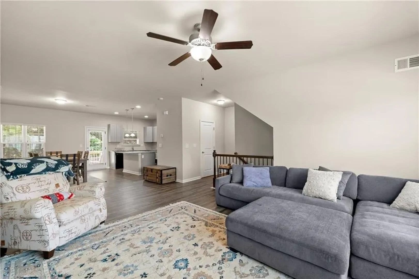 Buford House: 4202 Chatham Ridge Dr
