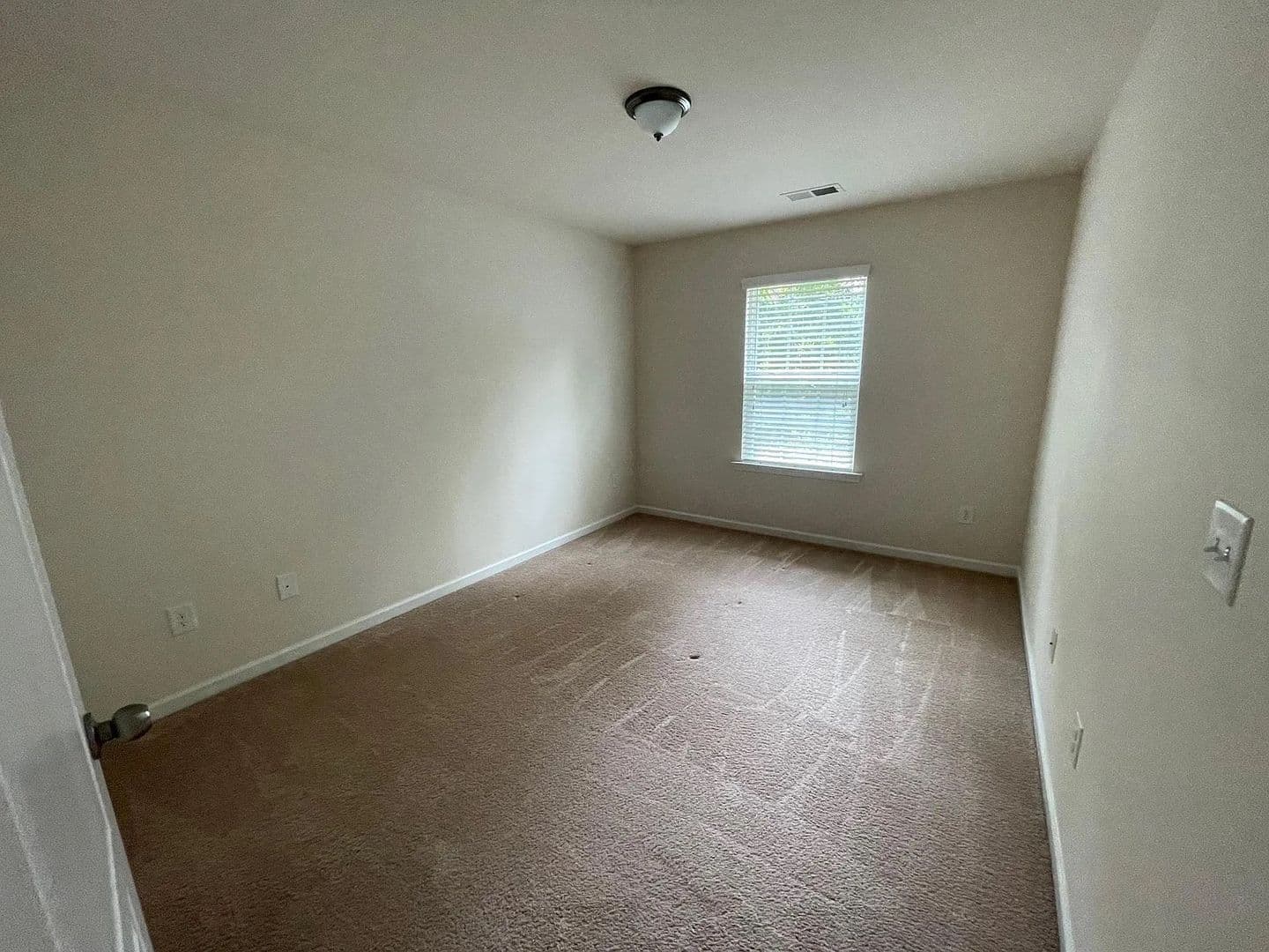 Charlotte House: 7211 Agnew Dr