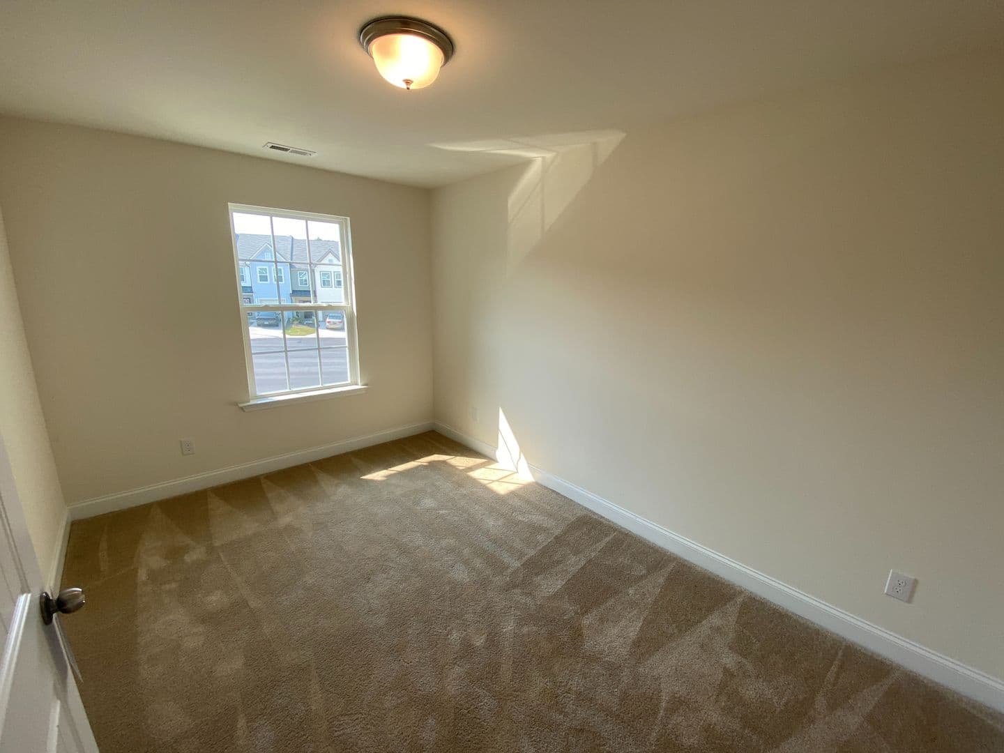 Raleigh House: 4707 Princess Lita Way