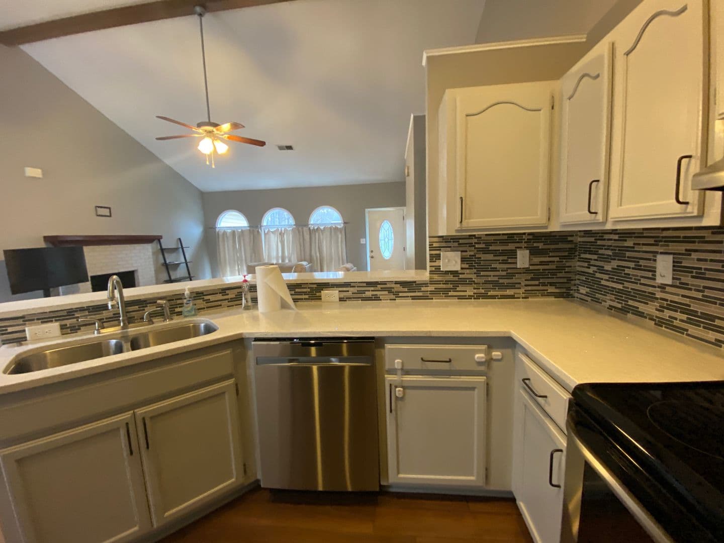 Charlotte House: 1350 Hathshire Dr