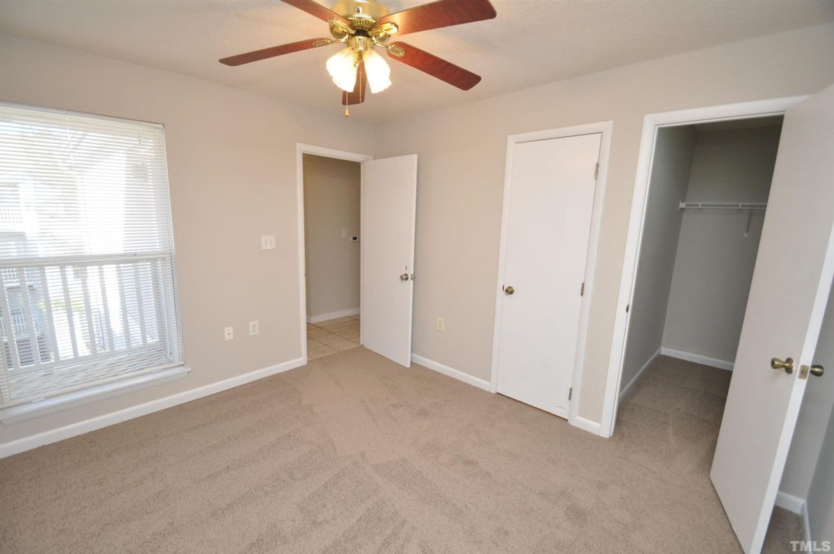 Raleigh House: 1331 #302 Crab Orchard Dr