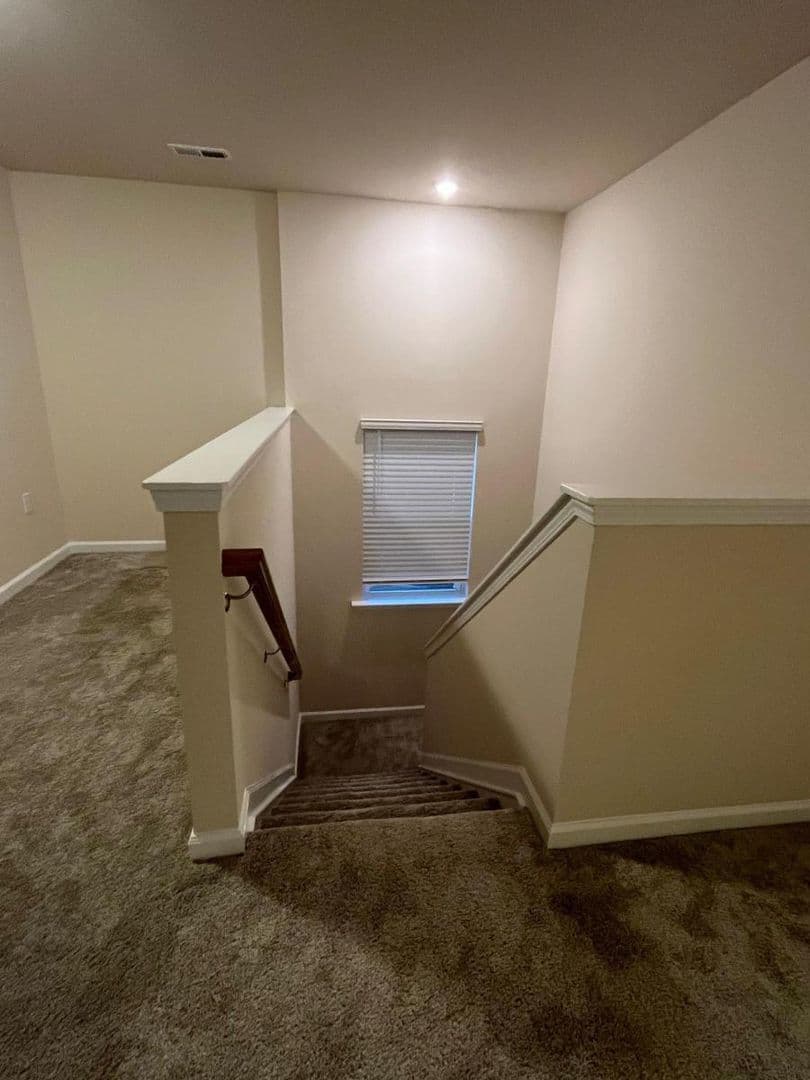 Raleigh House: 5600 Preveza Pl