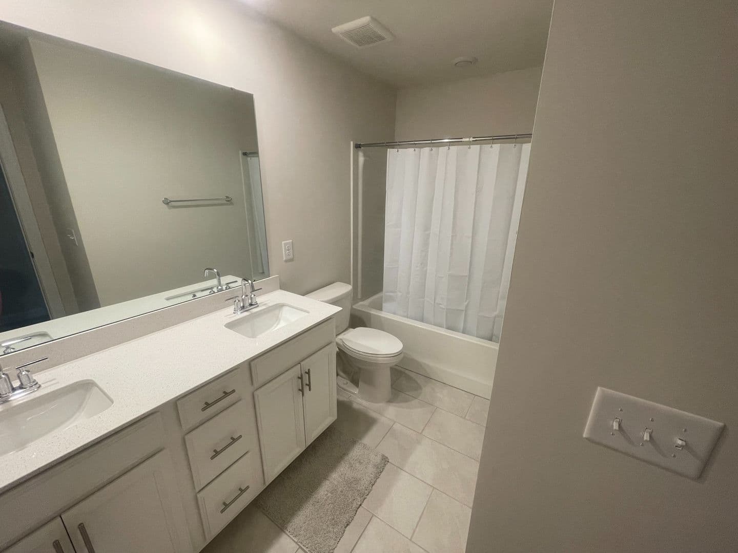 Charlotte House: 14209 Laughing Gull Dr