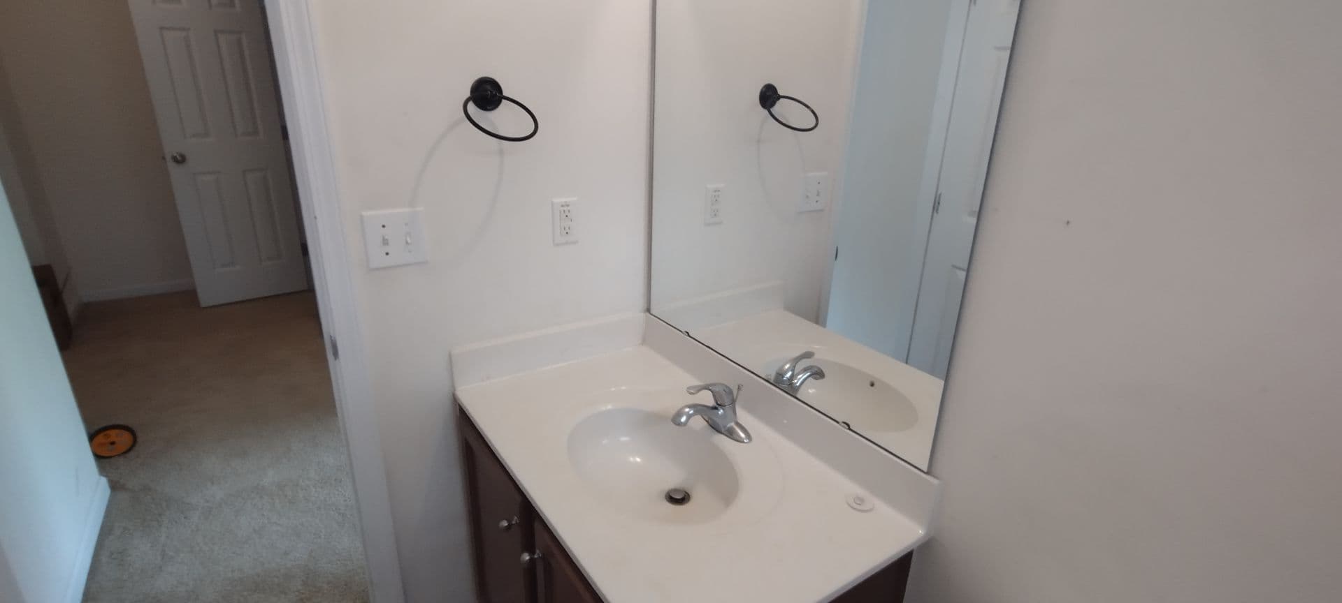 Durham House: 3114 Genlee Dr