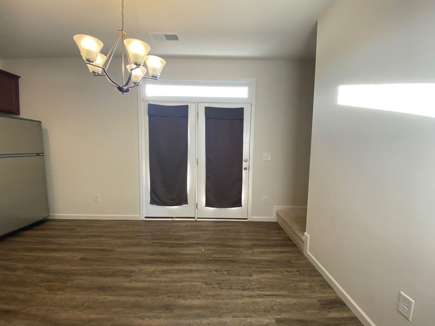 Belmont House: 1103 Johns Walk Way