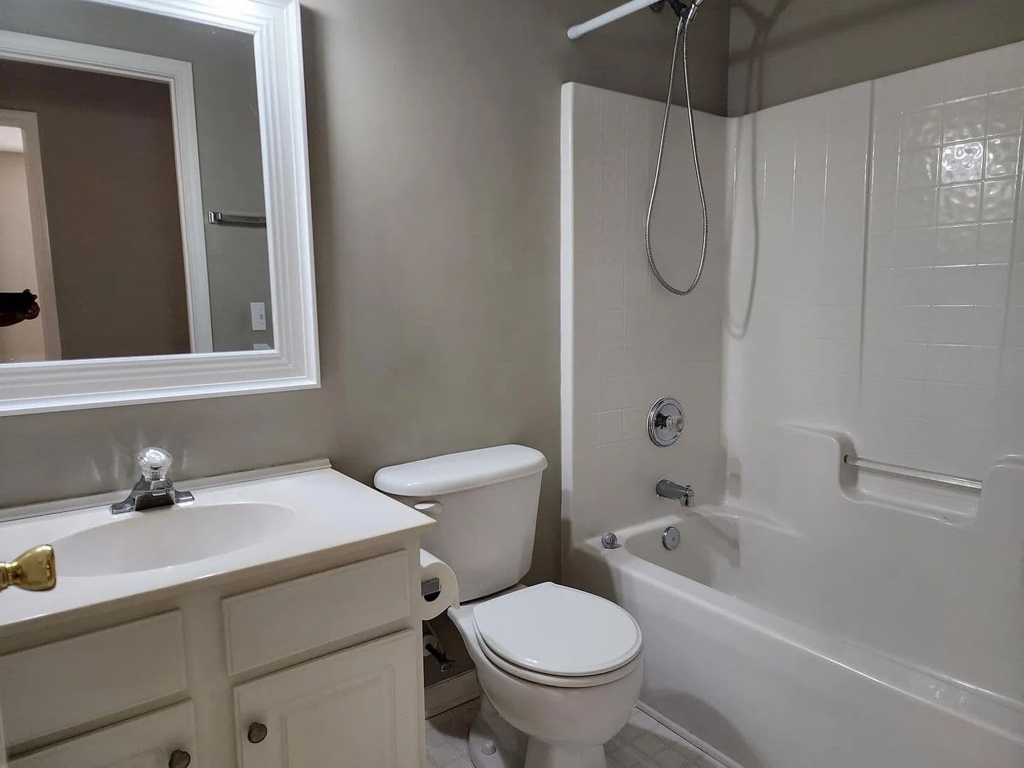Charlotte House: 15325 Lavista Way