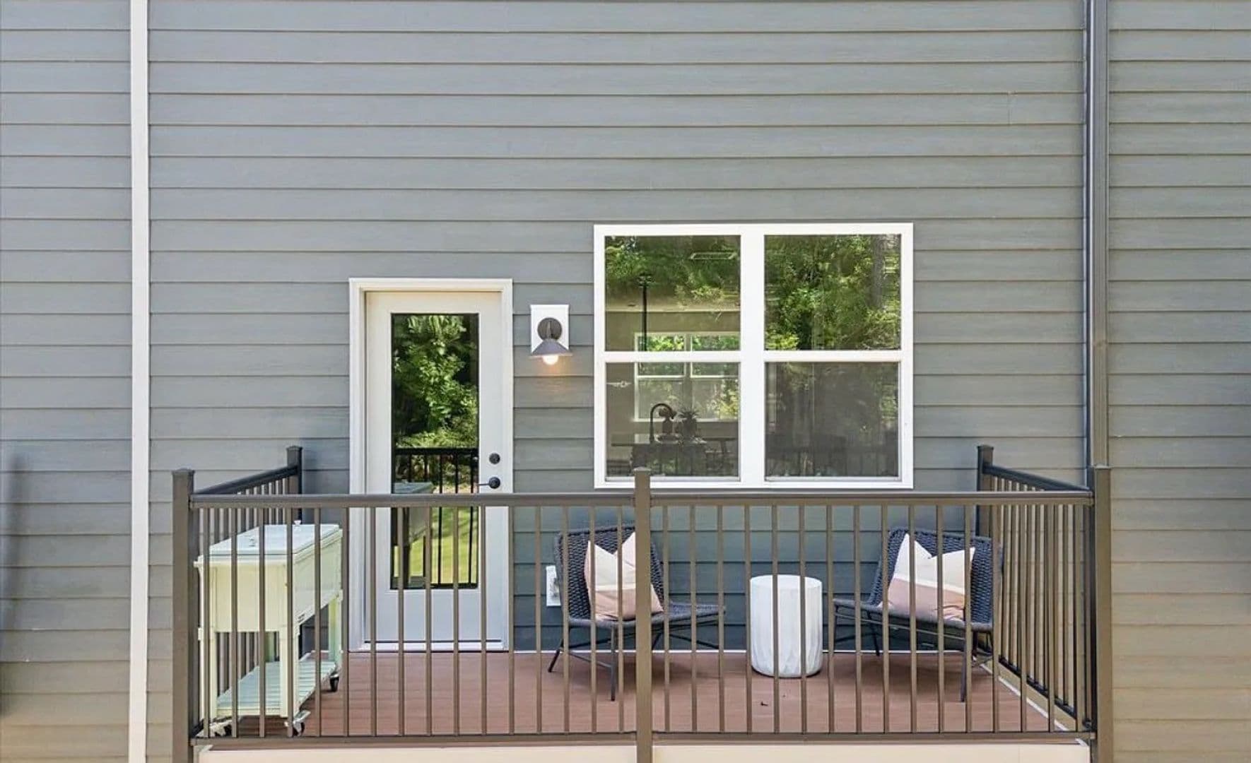 Charlotte House: 1544 Levy Wy