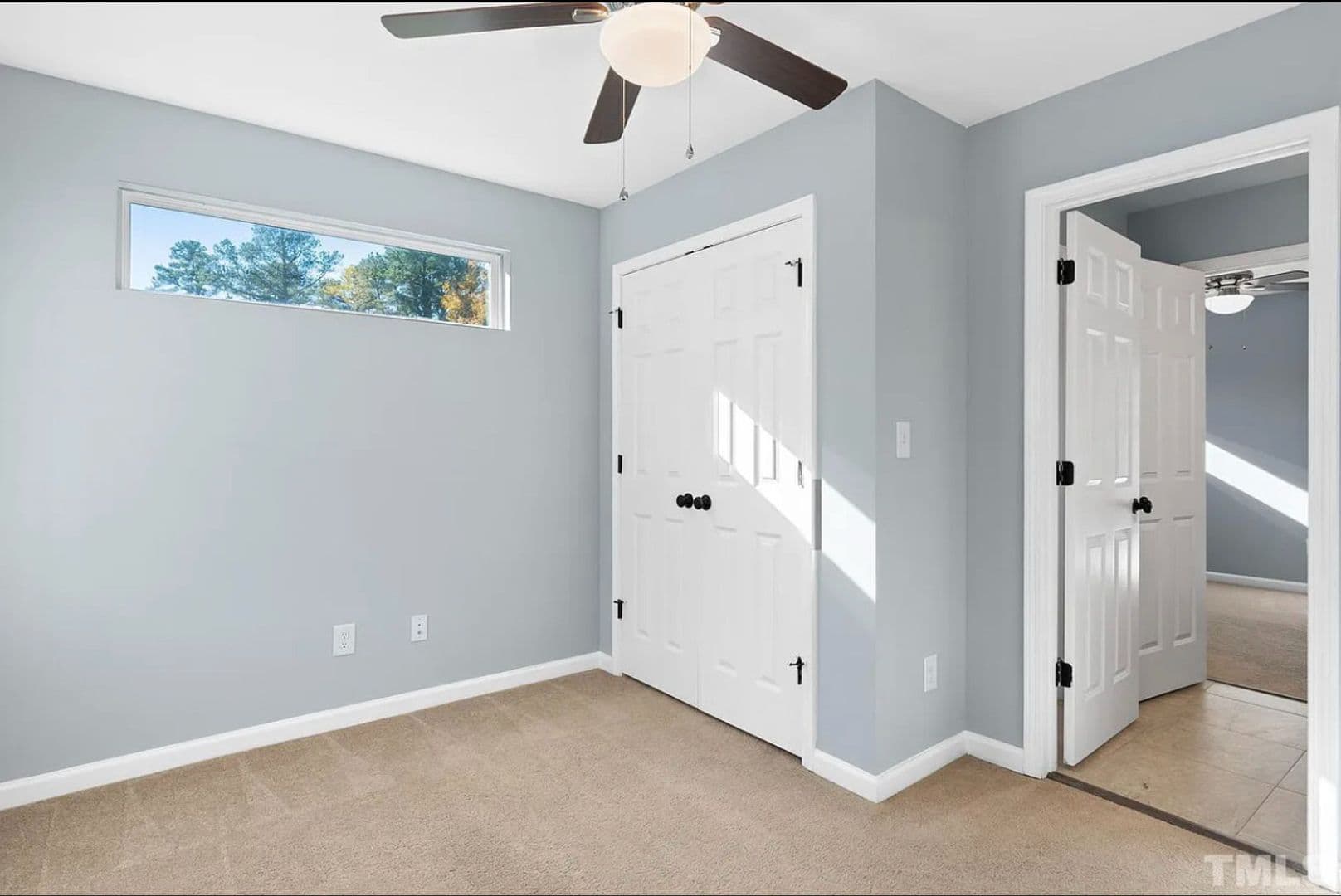 Raleigh House: 129 Pineland Cir