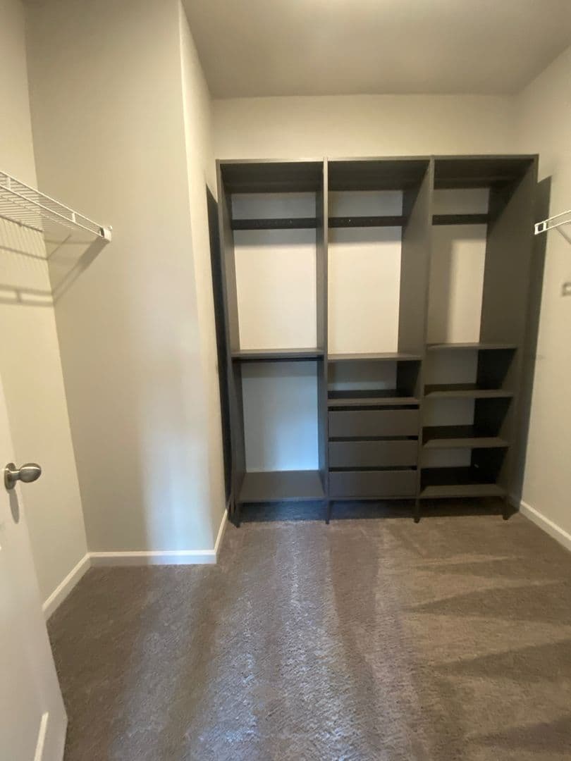 Charlotte House: 9436 Ainslie Downs St