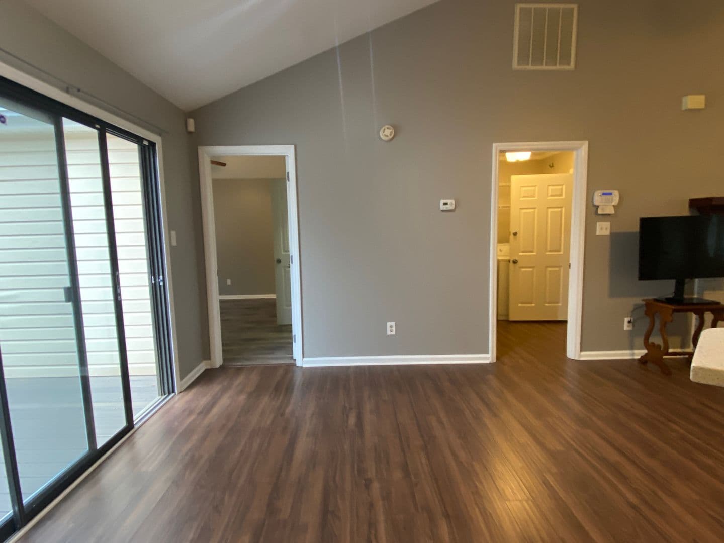 Charlotte House: 1350 Hathshire Dr