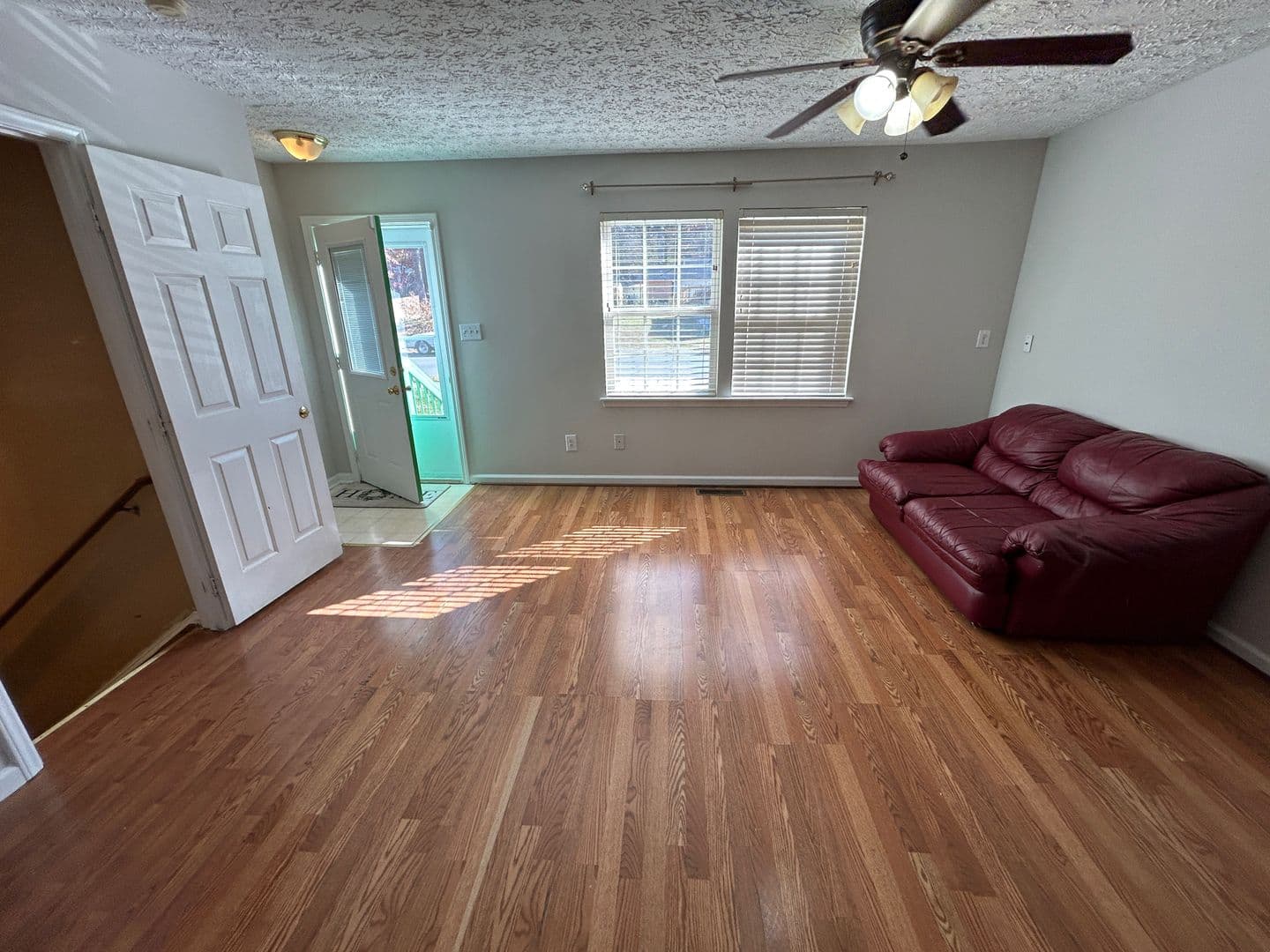 Raleigh House: 7113 Beaverwood Dr