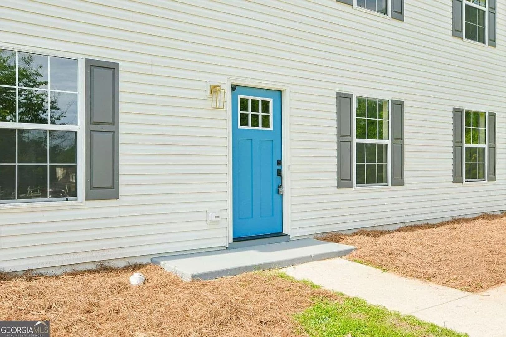 Decatur House: 3840 Brown Dr