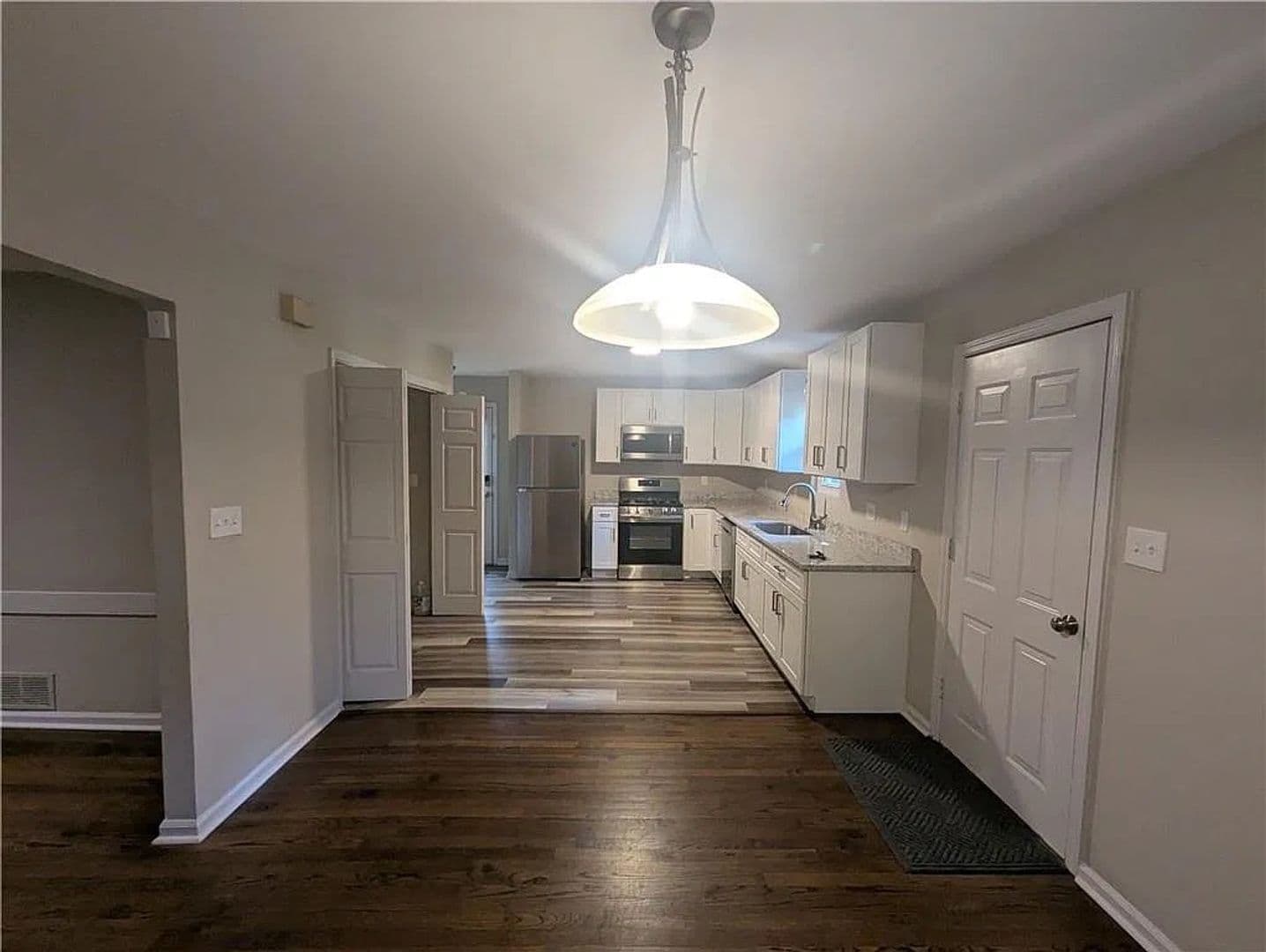 Decatur House: 1611 Creek Pond Cove