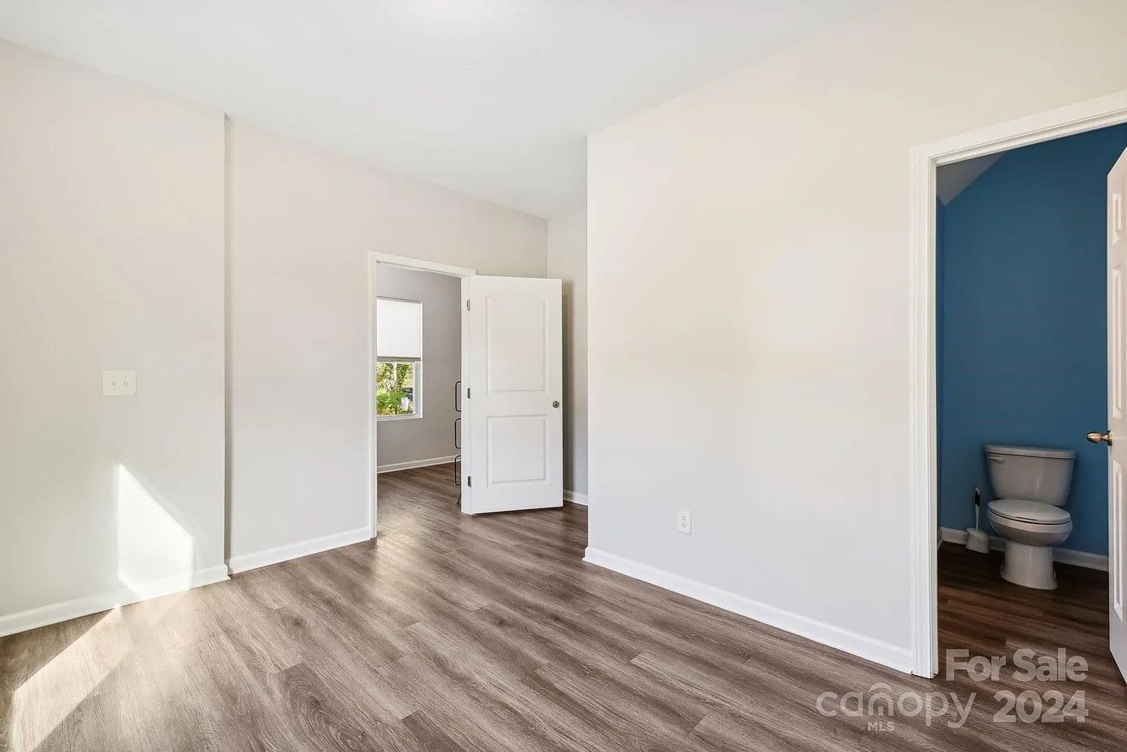Charlotte House: 7608 Denbur Dr