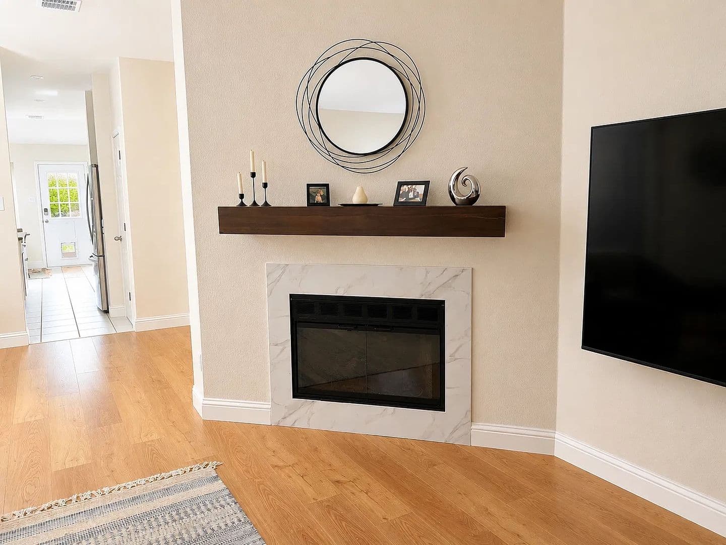 Austin House: 8321 Dulac Dr