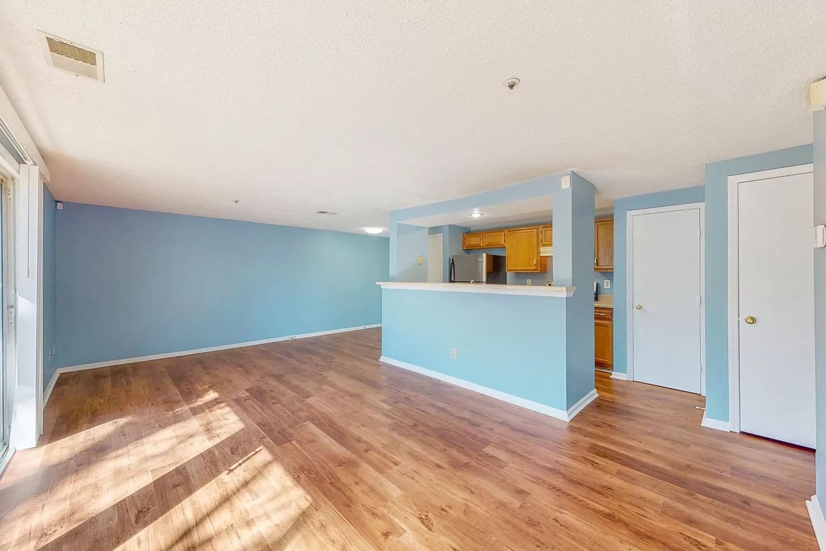 Charlotte House: 1610 #B Arlyn Cir