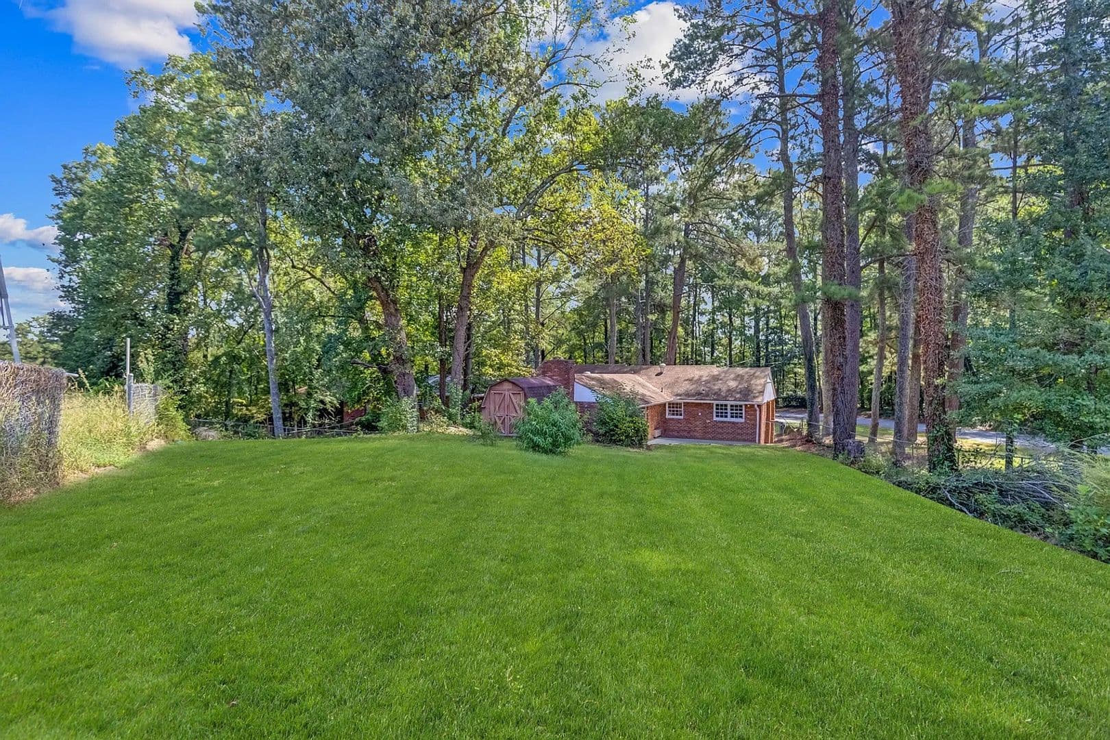 East Point House: 3201 Beech Dr