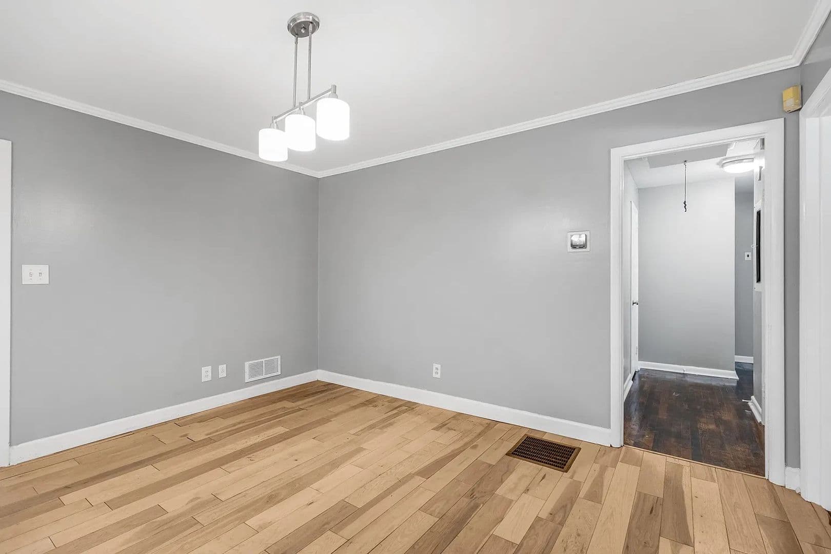 East Point House: 3201 Beech Dr