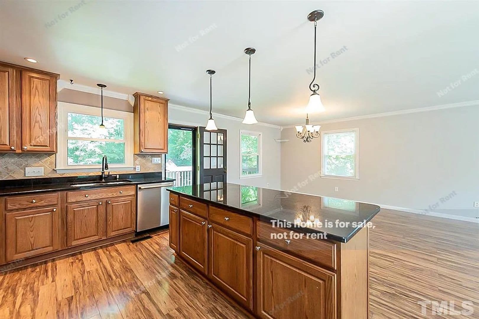 Raleigh House: 3812 Oak Park Rd