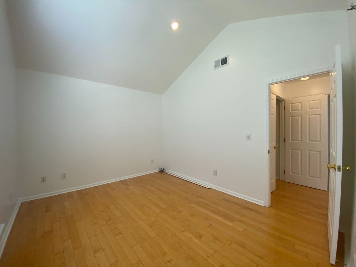 Charlotte House: 9014 Blueshot Ct