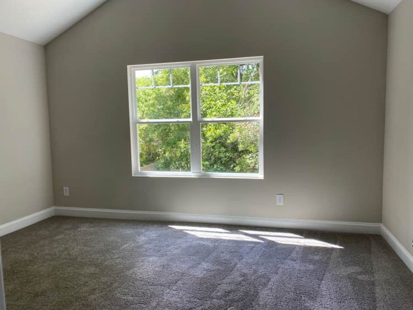 Charlotte House: 2628 Kenhill Dr