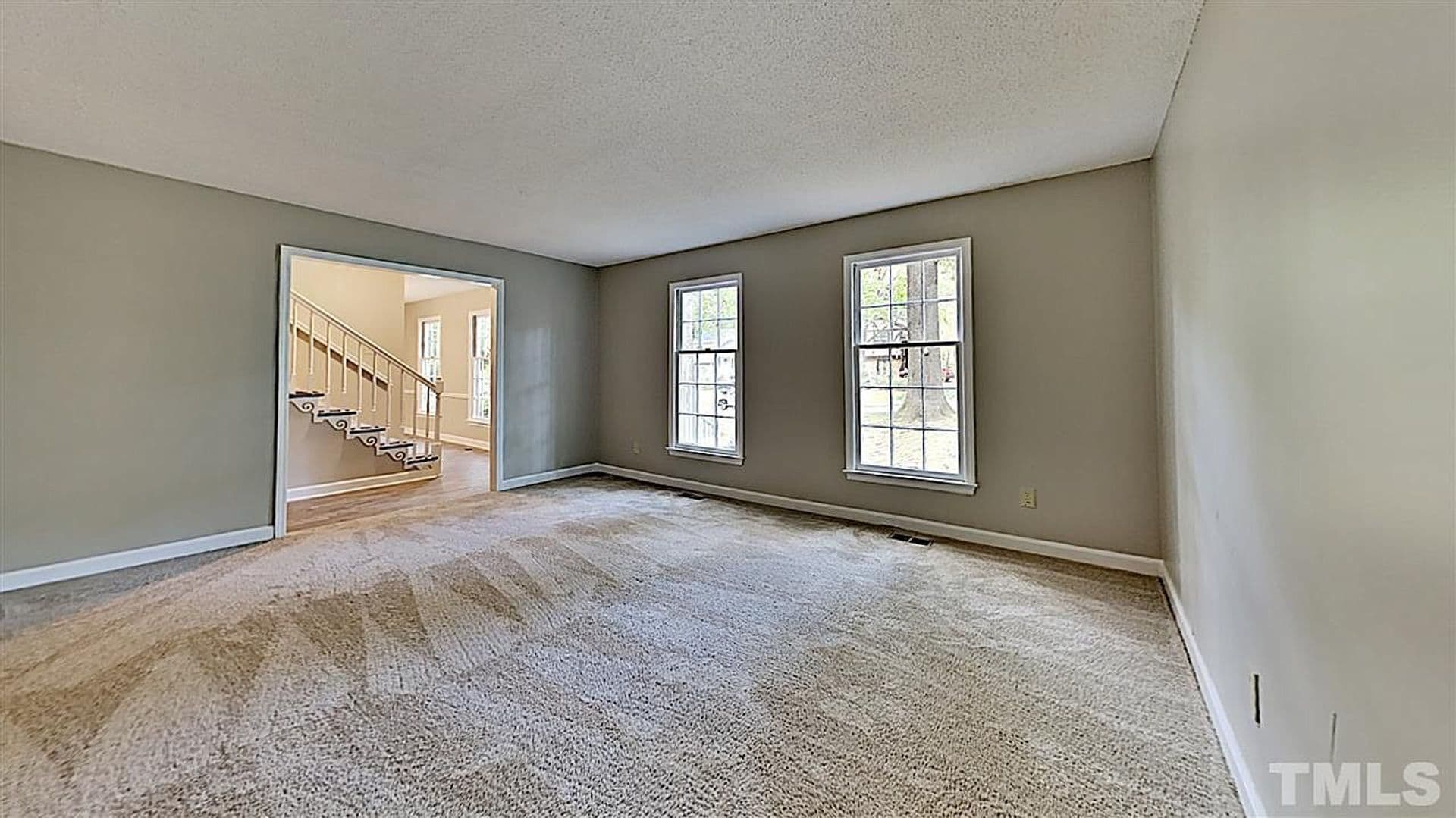 Raleigh House: 216 Woods Ream Dr