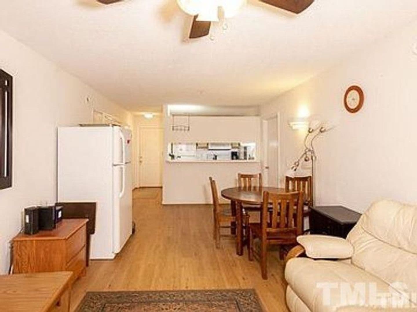 Raleigh House: 1411 Collegiate Cir