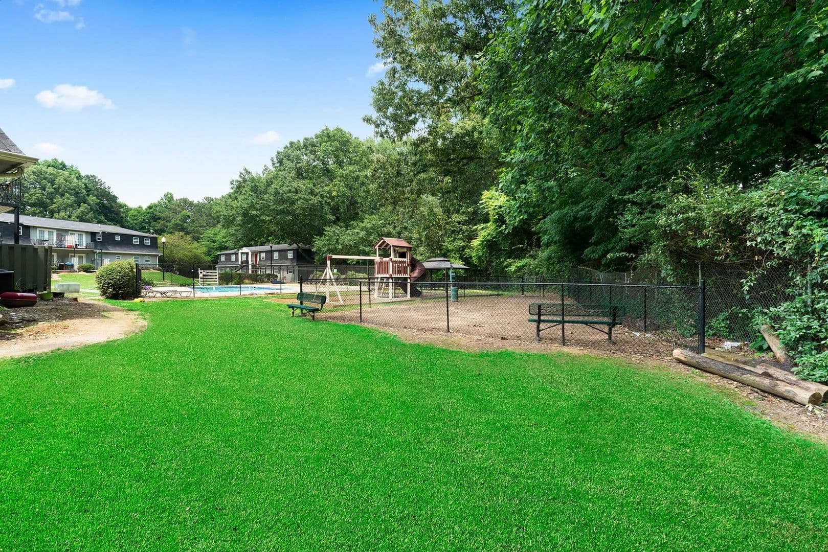 Jonesboro House: 681 Mt Zion Rd