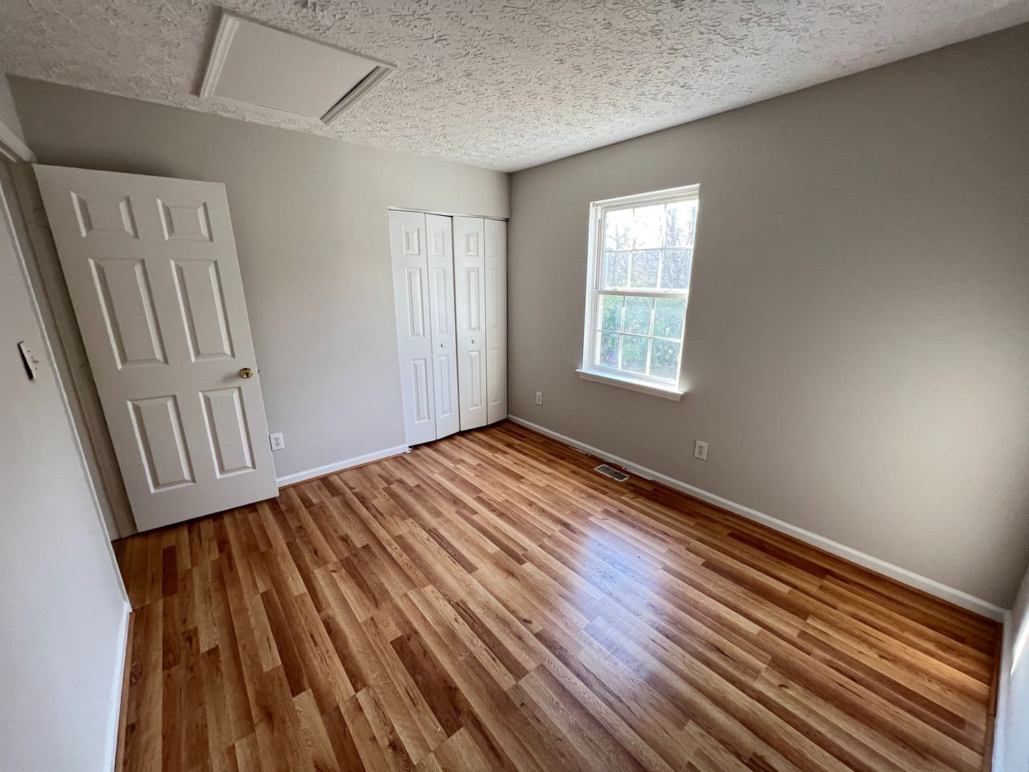 Raleigh House: 7113 Beaverwood Dr