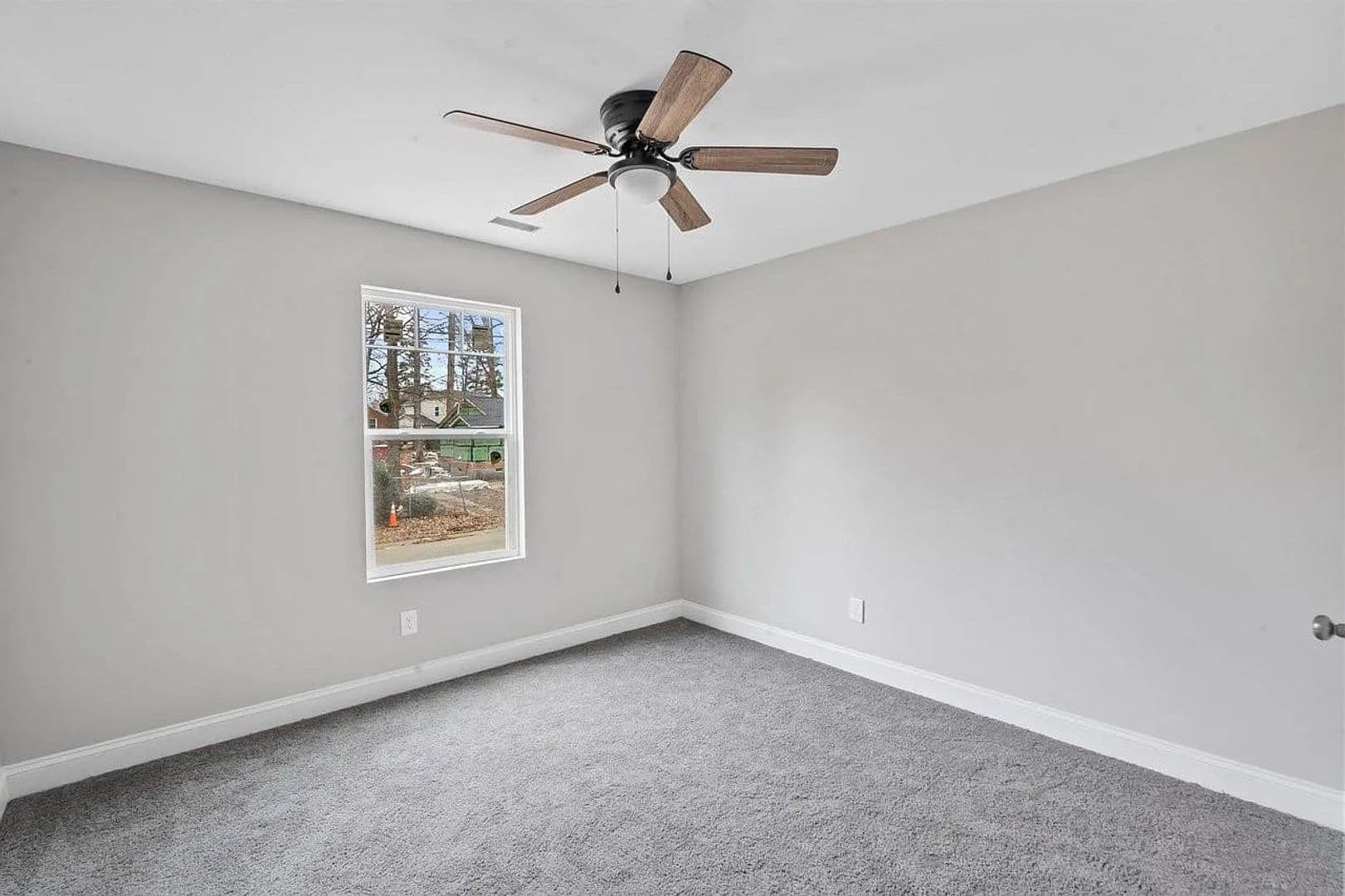 Charlotte House: 2628 Kenhill Dr