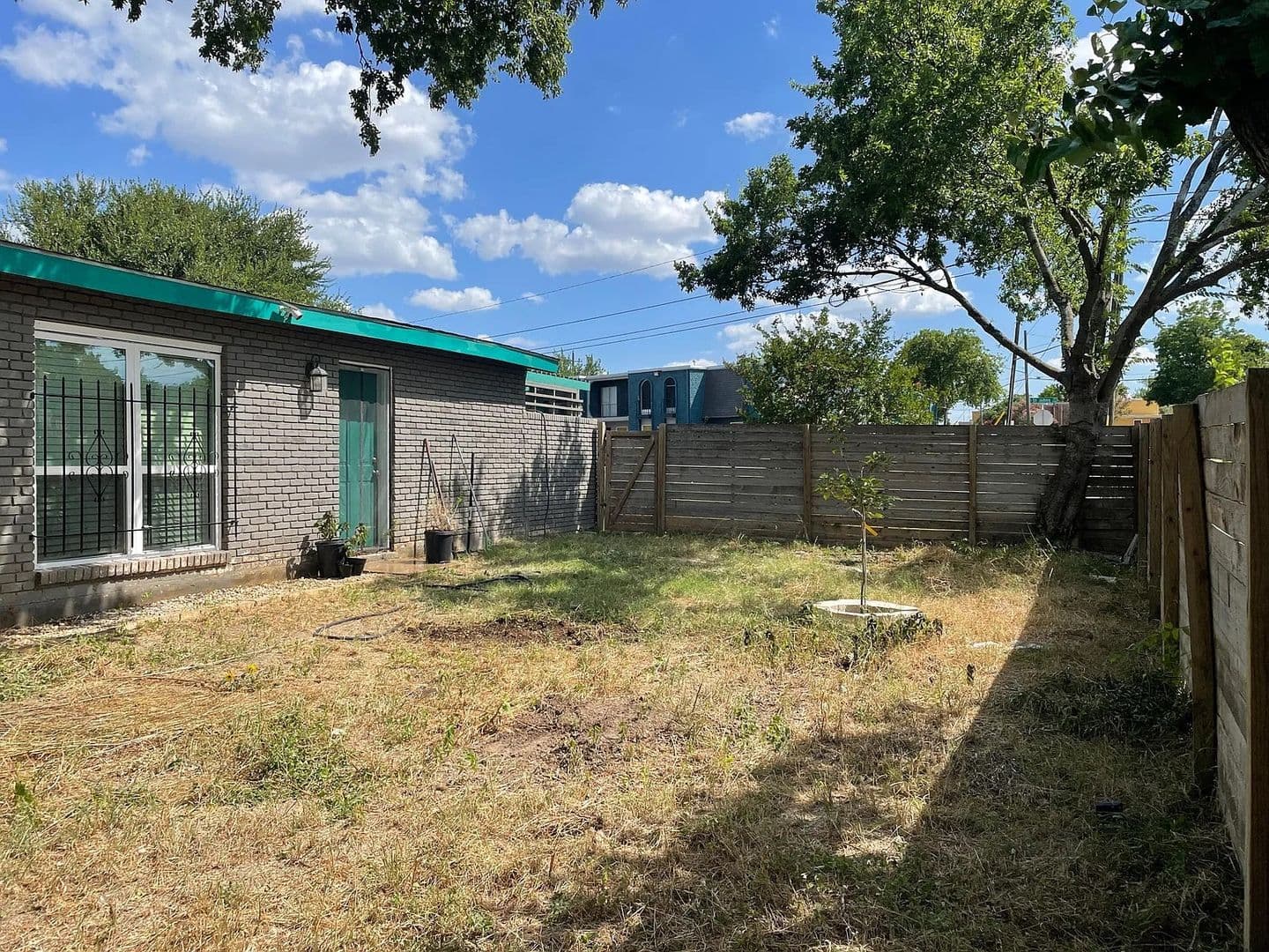Austin House: 7201 Grand Canyon Dr