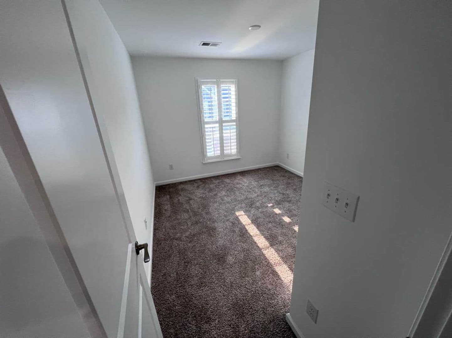 Charlotte House: 22047 Lani Dr