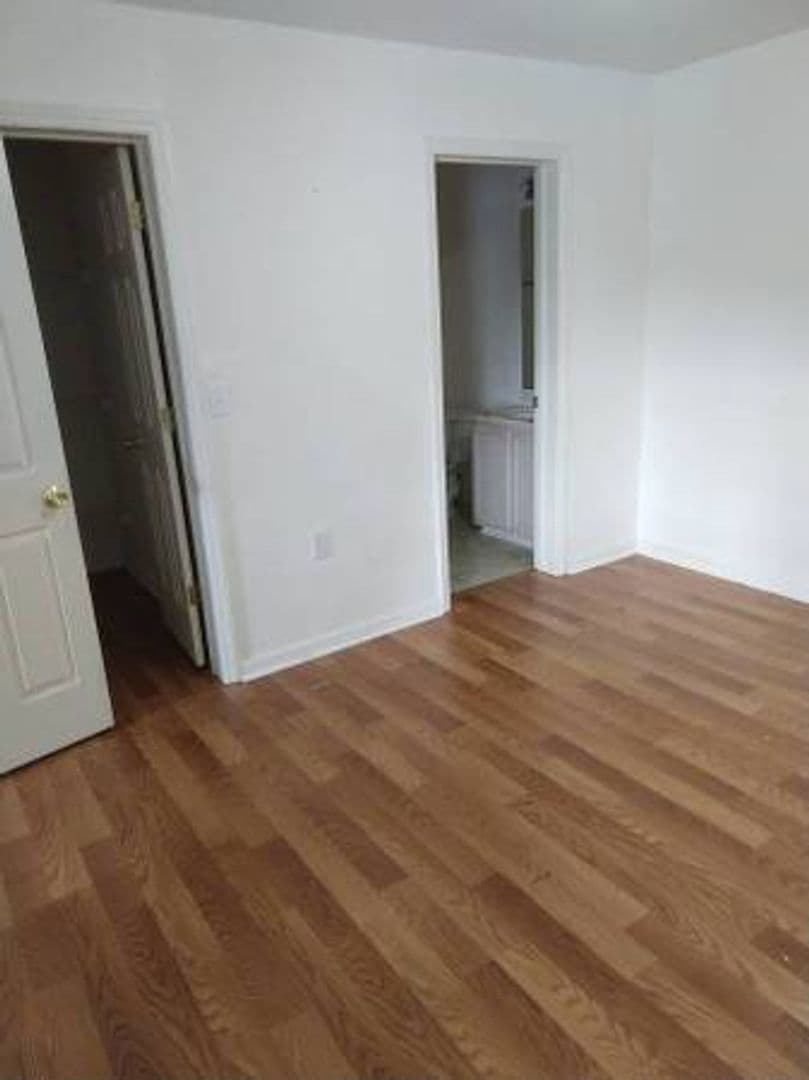 Raleigh House: 3770 #304 Pardue Woods Pl