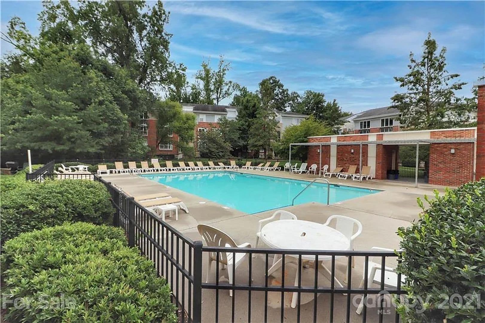Charlotte House: 547 Donatello Ave