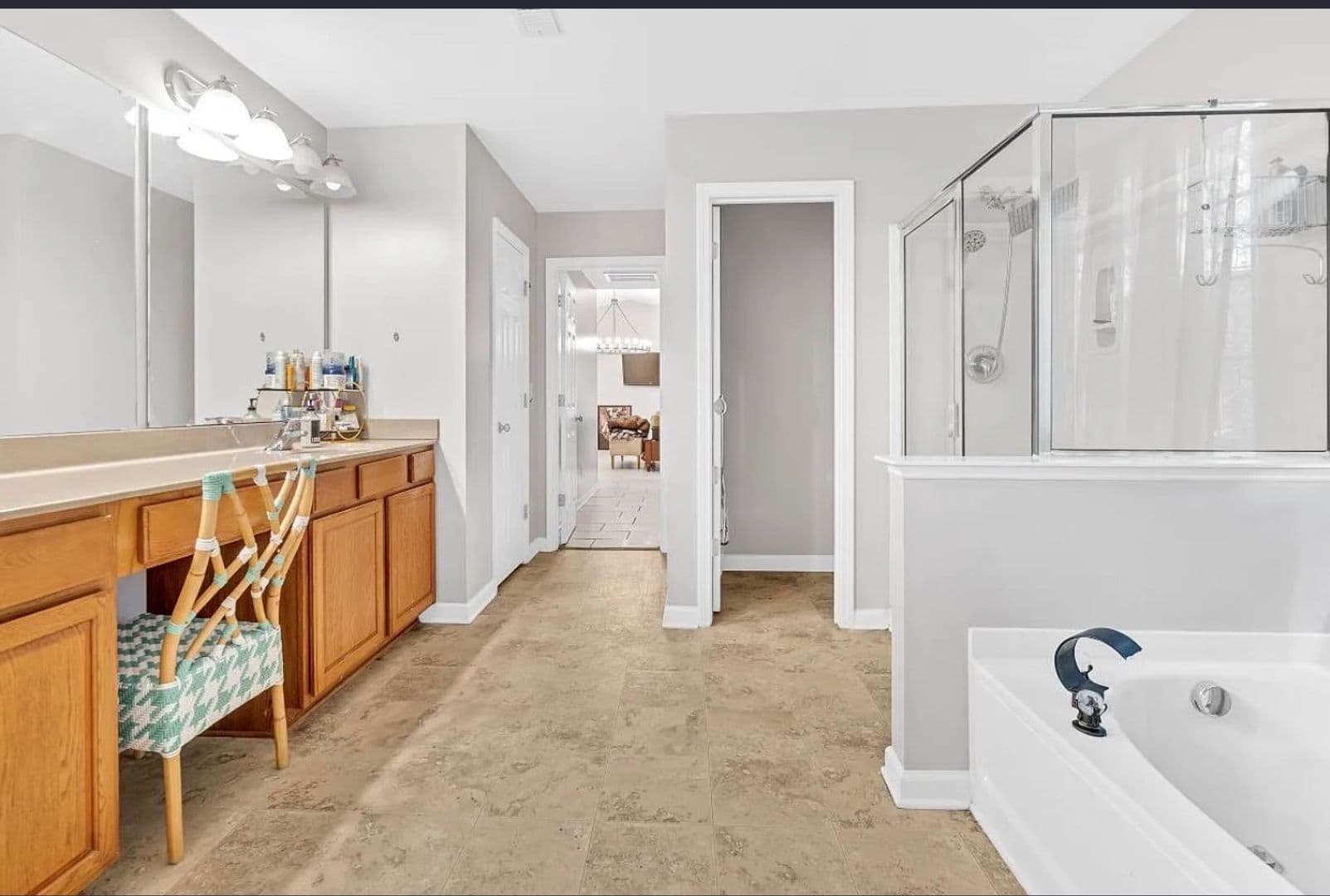 Knightdale House: 5077 Stonewood Pines Dr