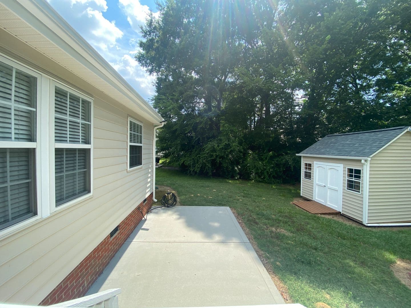 Charlotte House: 9014 Blueshot Ct