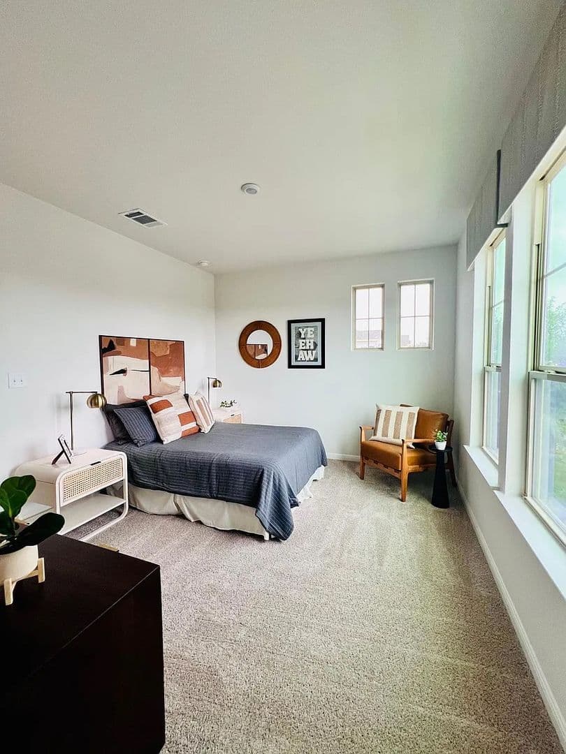 Pflugerville House: 2203 Cowbird Path