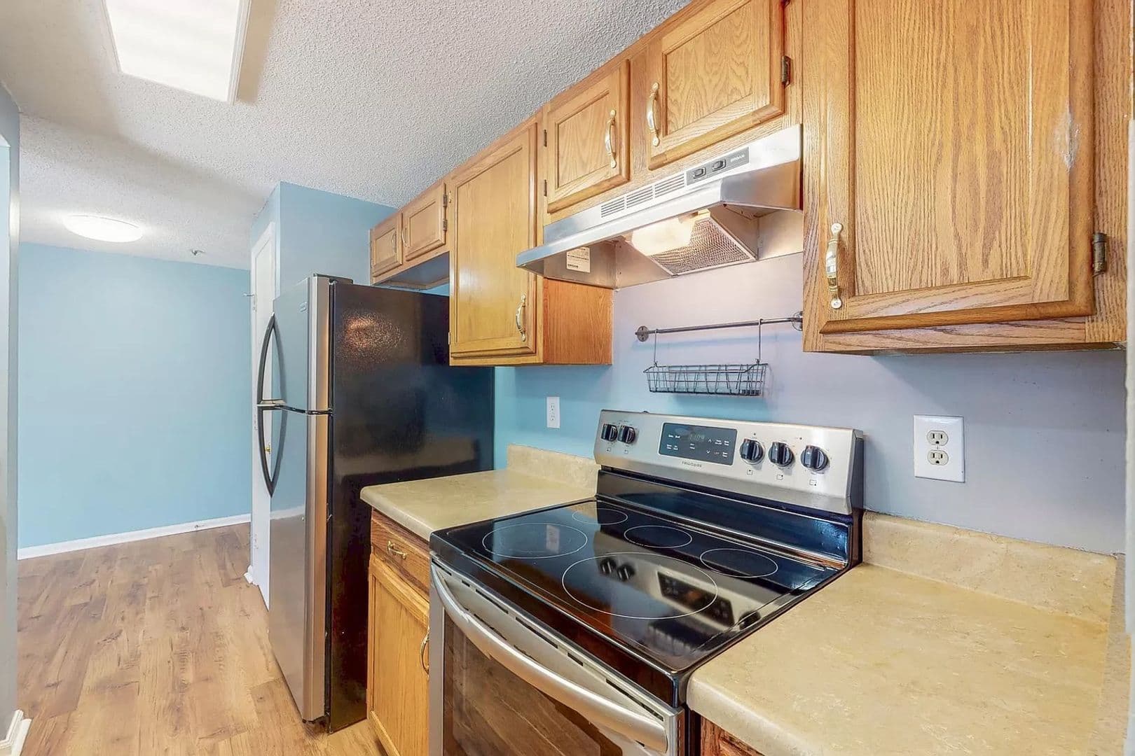 Charlotte House: 1610 #B Arlyn Cir