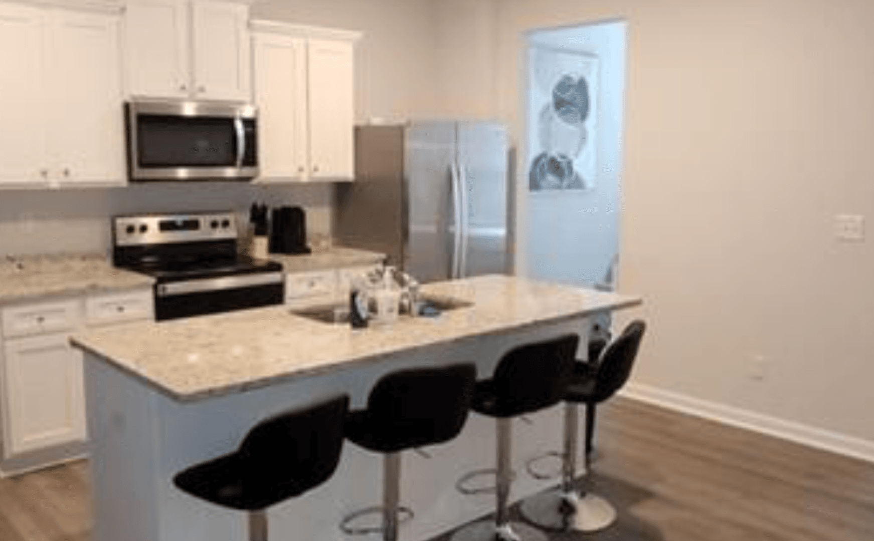Union City House: 4333 Shafer Ct