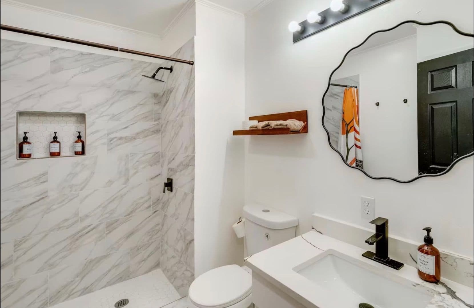 San Antonio House: 11003 Burr Oak Dr