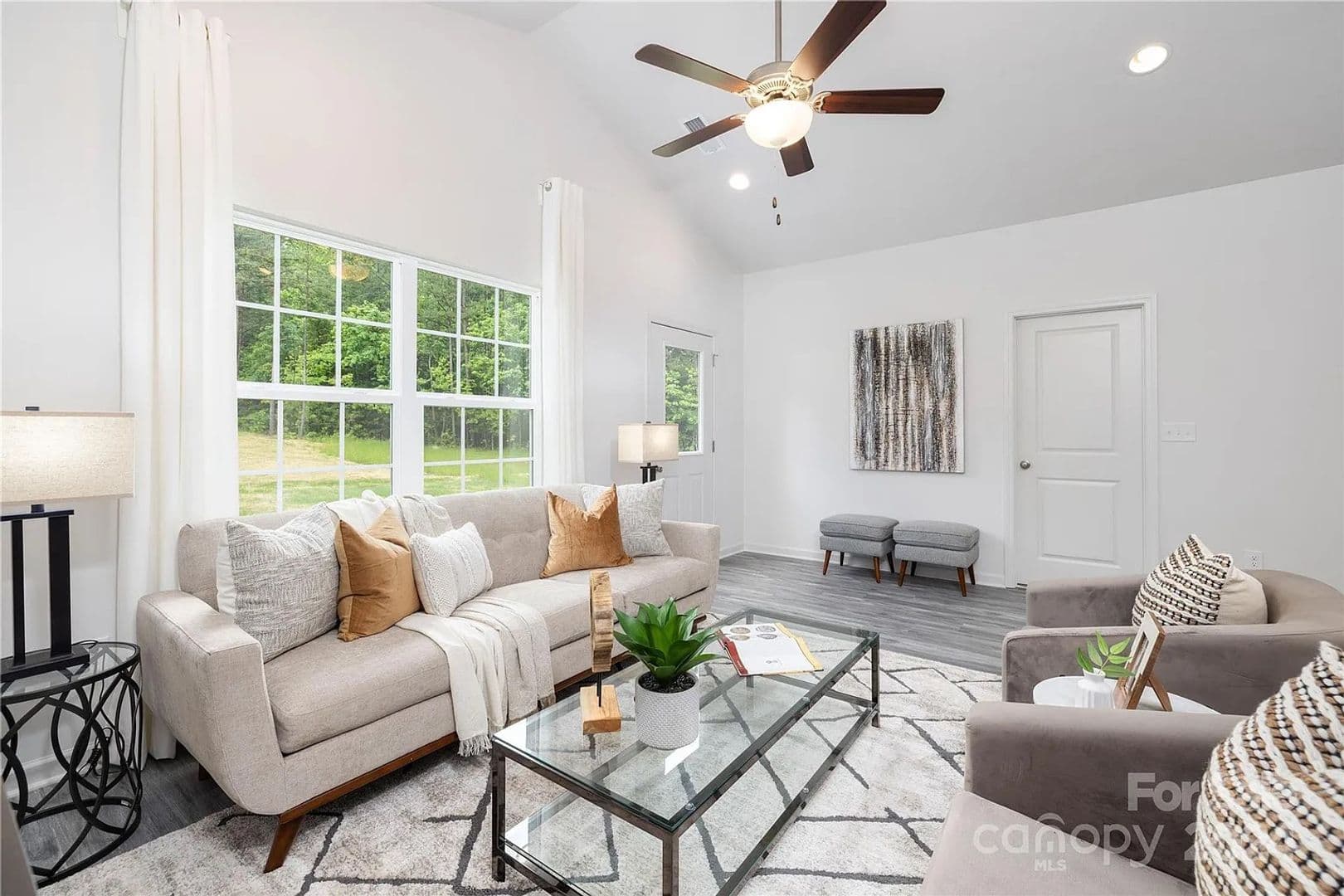 Charlotte House: 3905 Oakwood Rd