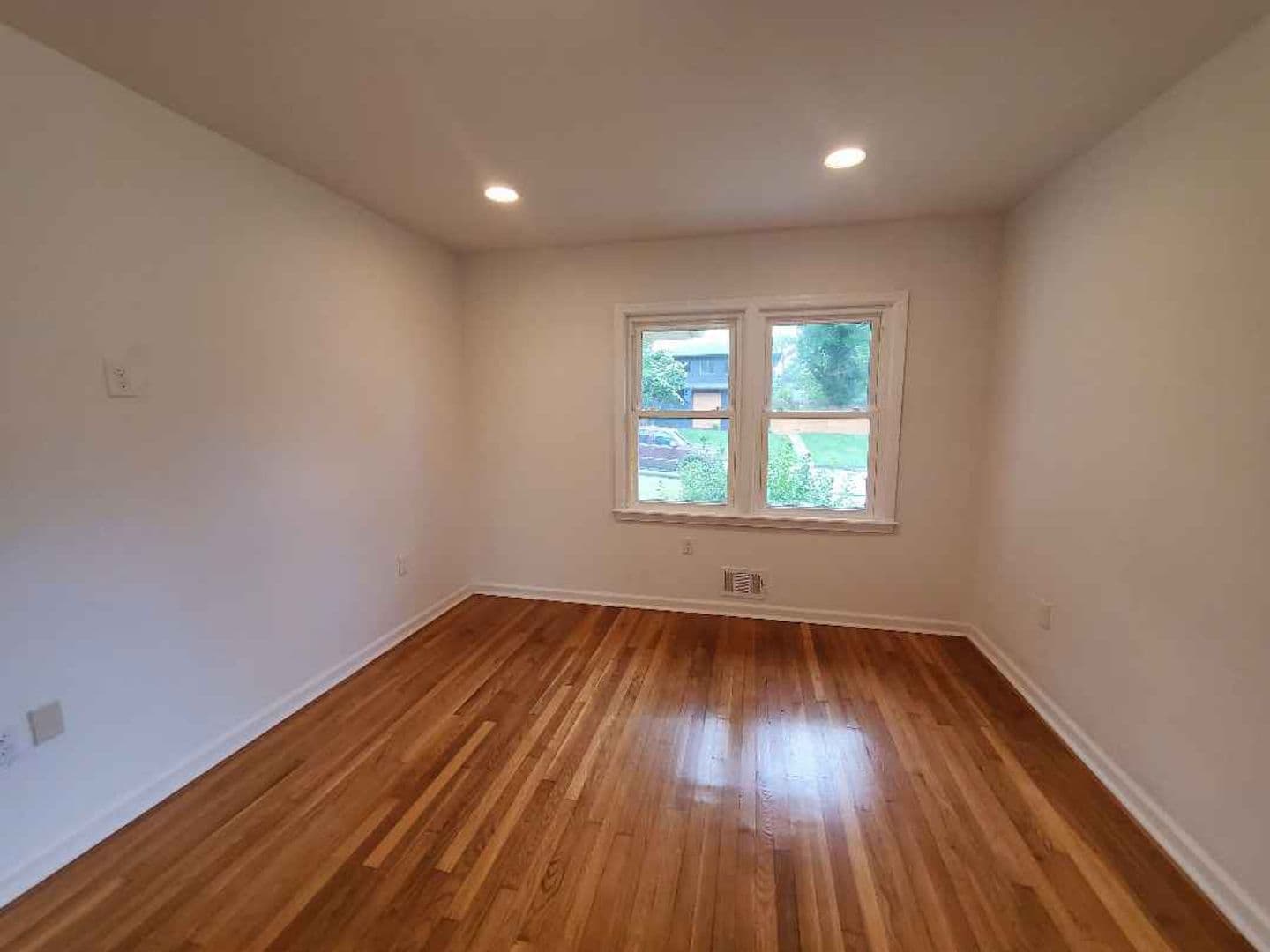 Atlanta House: 106 Morris Brown Dr SW