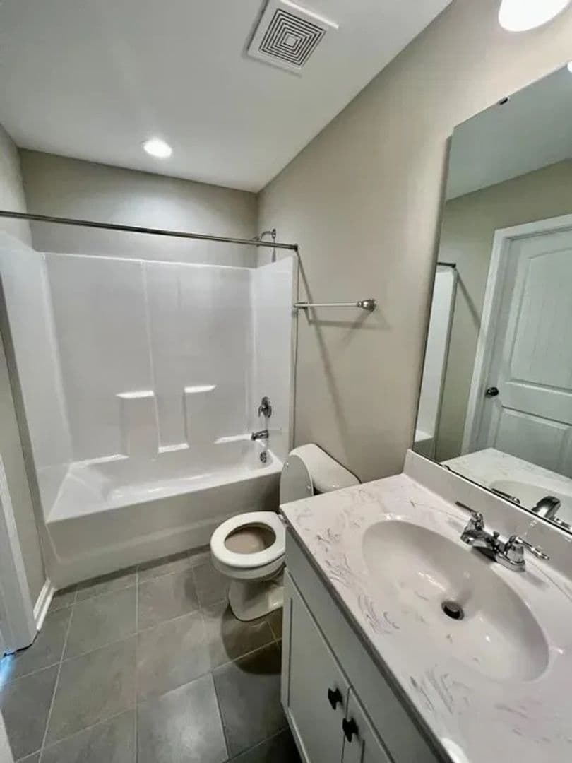 Raleigh House: 3320 Slippery Elm Dr