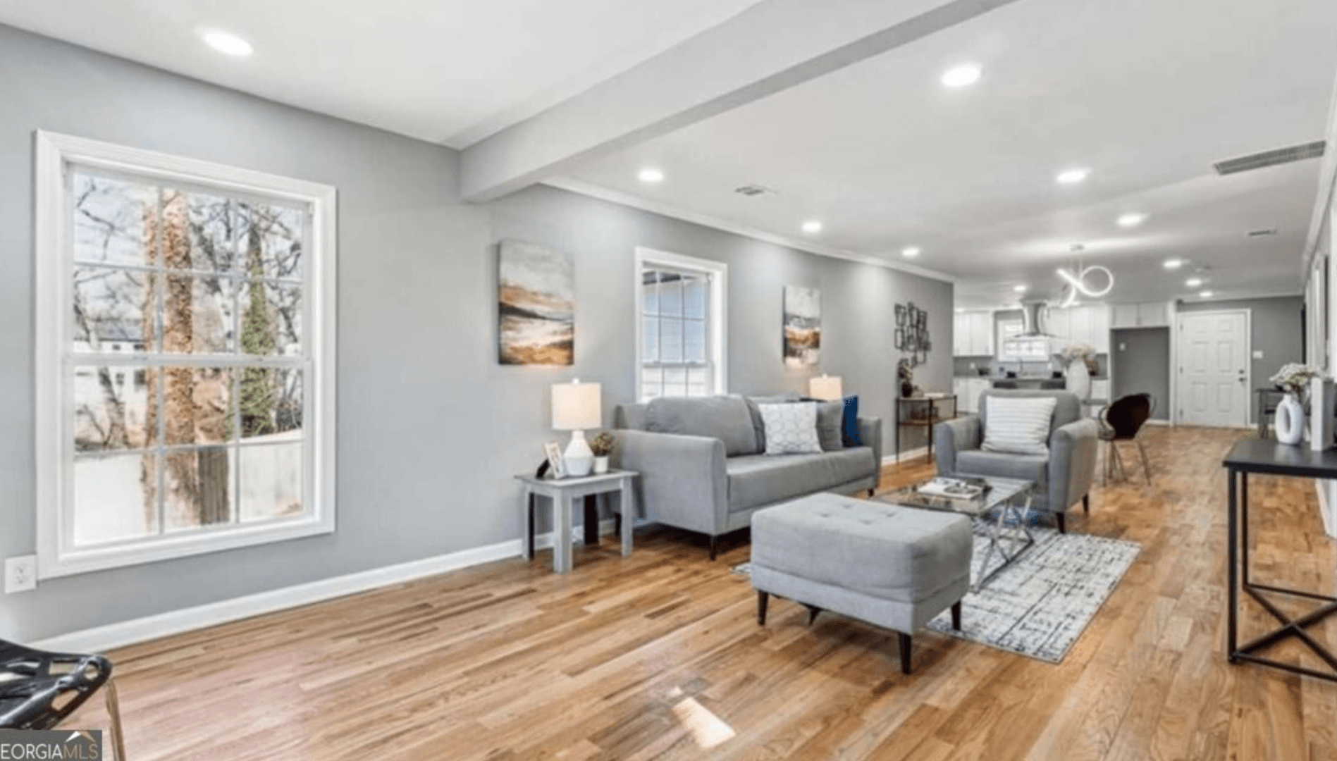 College Park House: 3482 Atlanta St