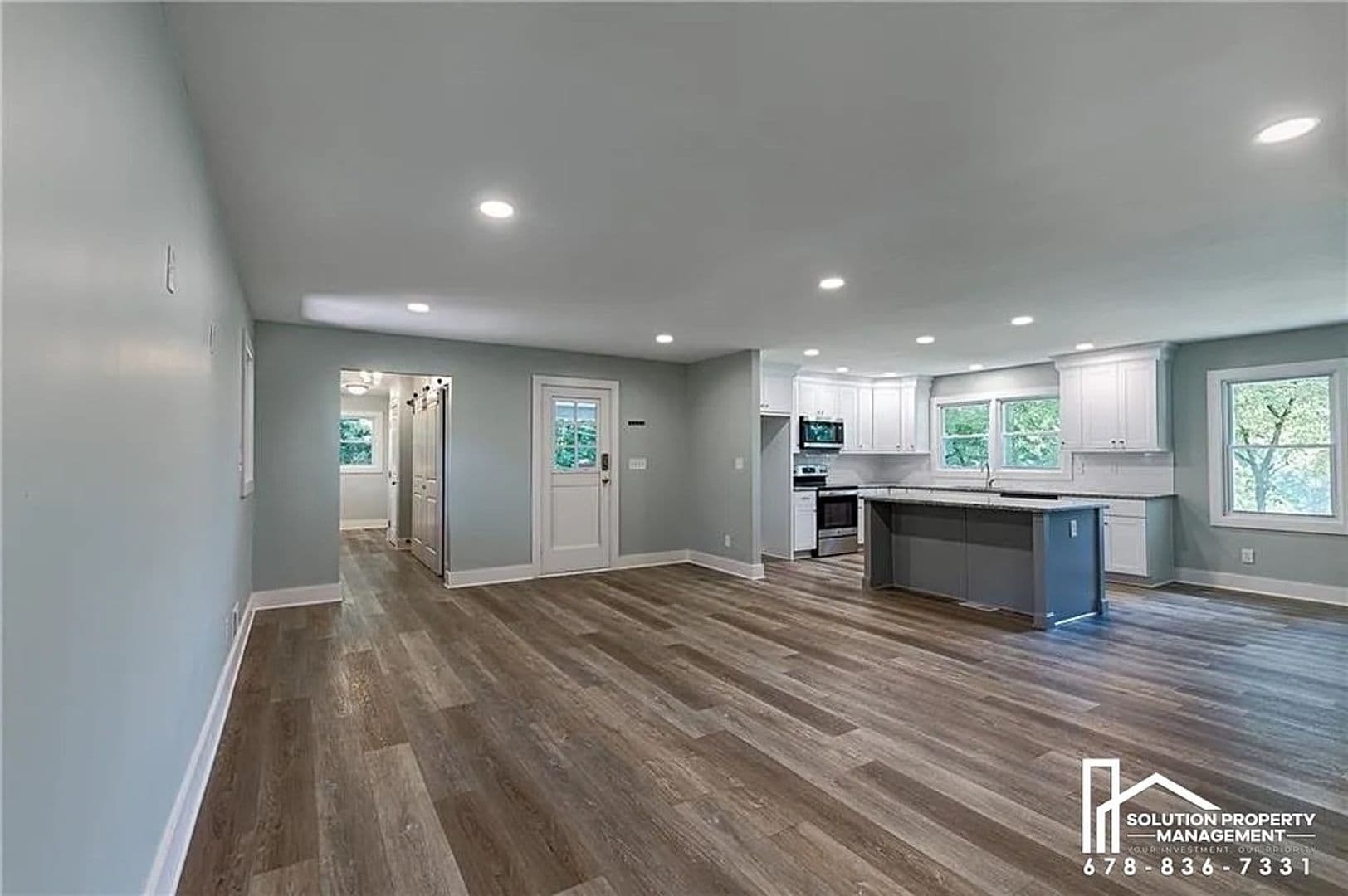 Kennesaw House: 3979 Potomac Dr NW