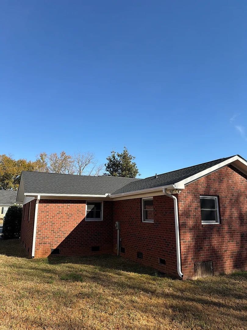 Rock Hill House: 503 Lucky Ct
