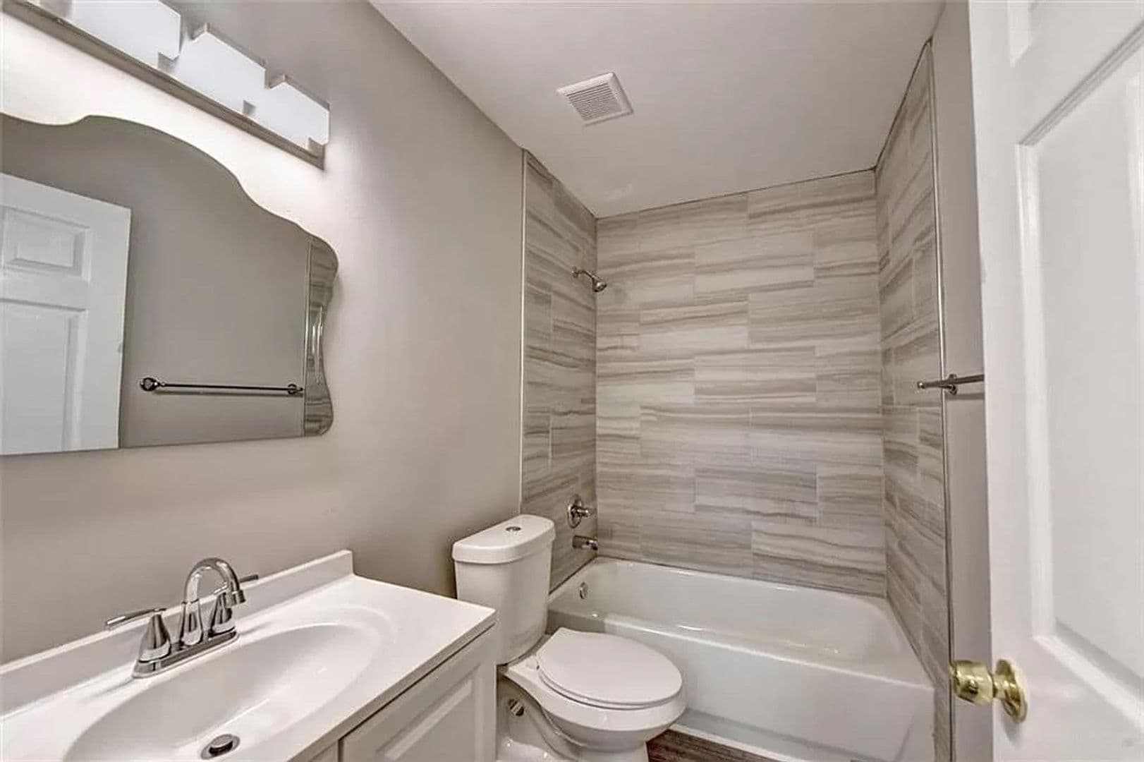 Atlanta House: 506 McWilliams Rd SE