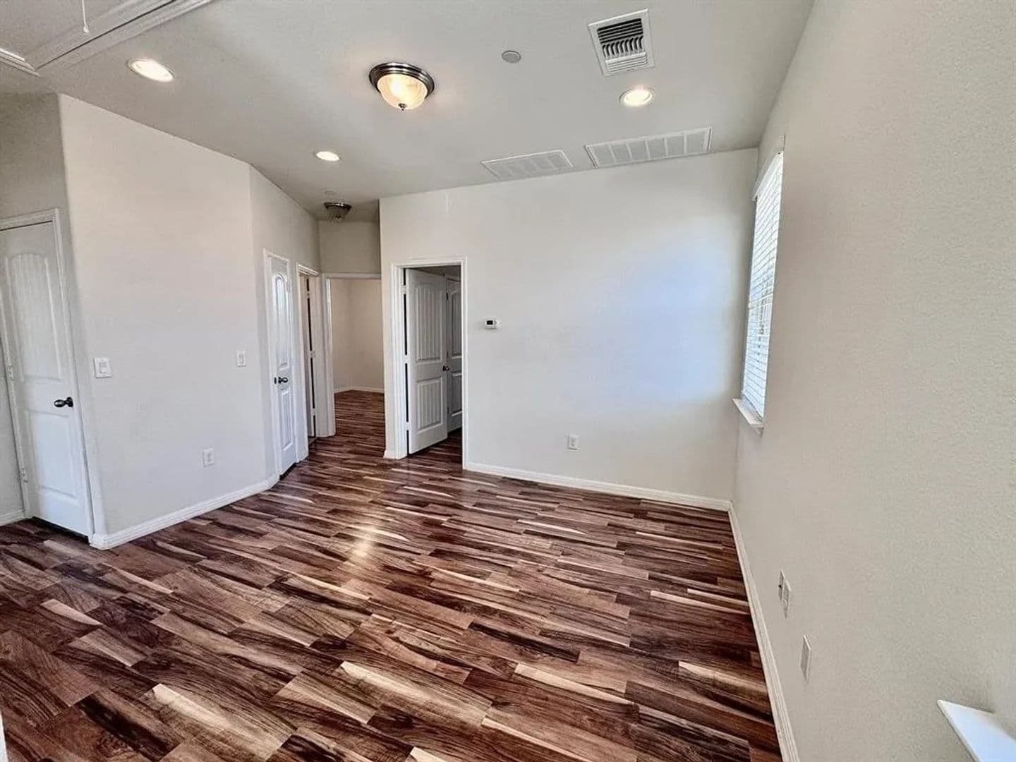 Round Rock House: 1001 Zodiac Ln